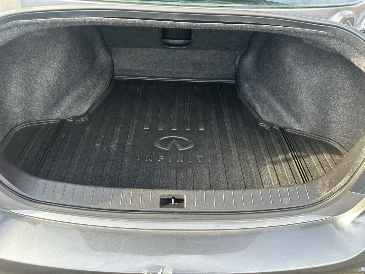 Infiniti Q50 4dr Sdn RWD 2014