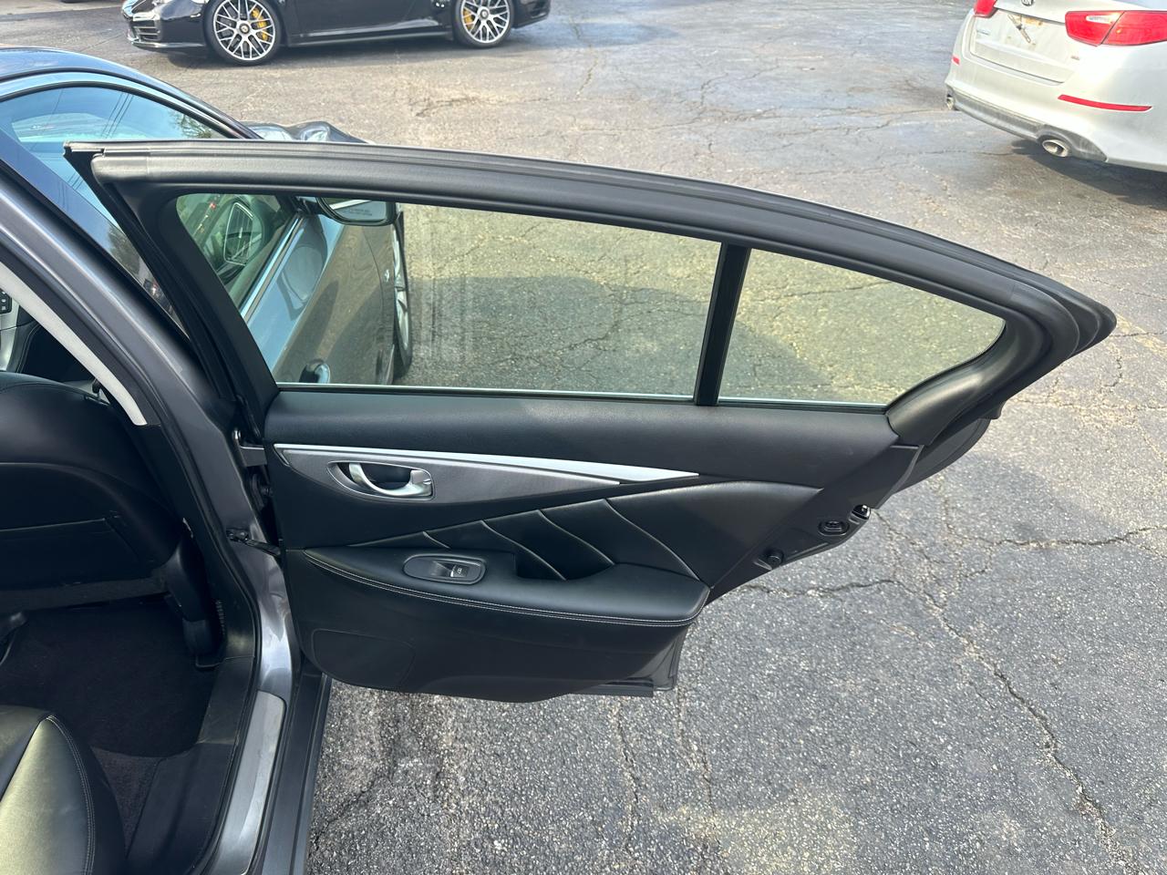 Infiniti Q50 4dr Sdn RWD 2014