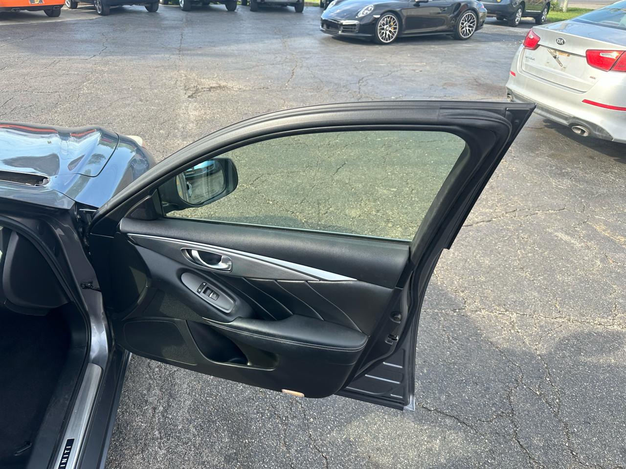 Infiniti Q50 4dr Sdn RWD 2014