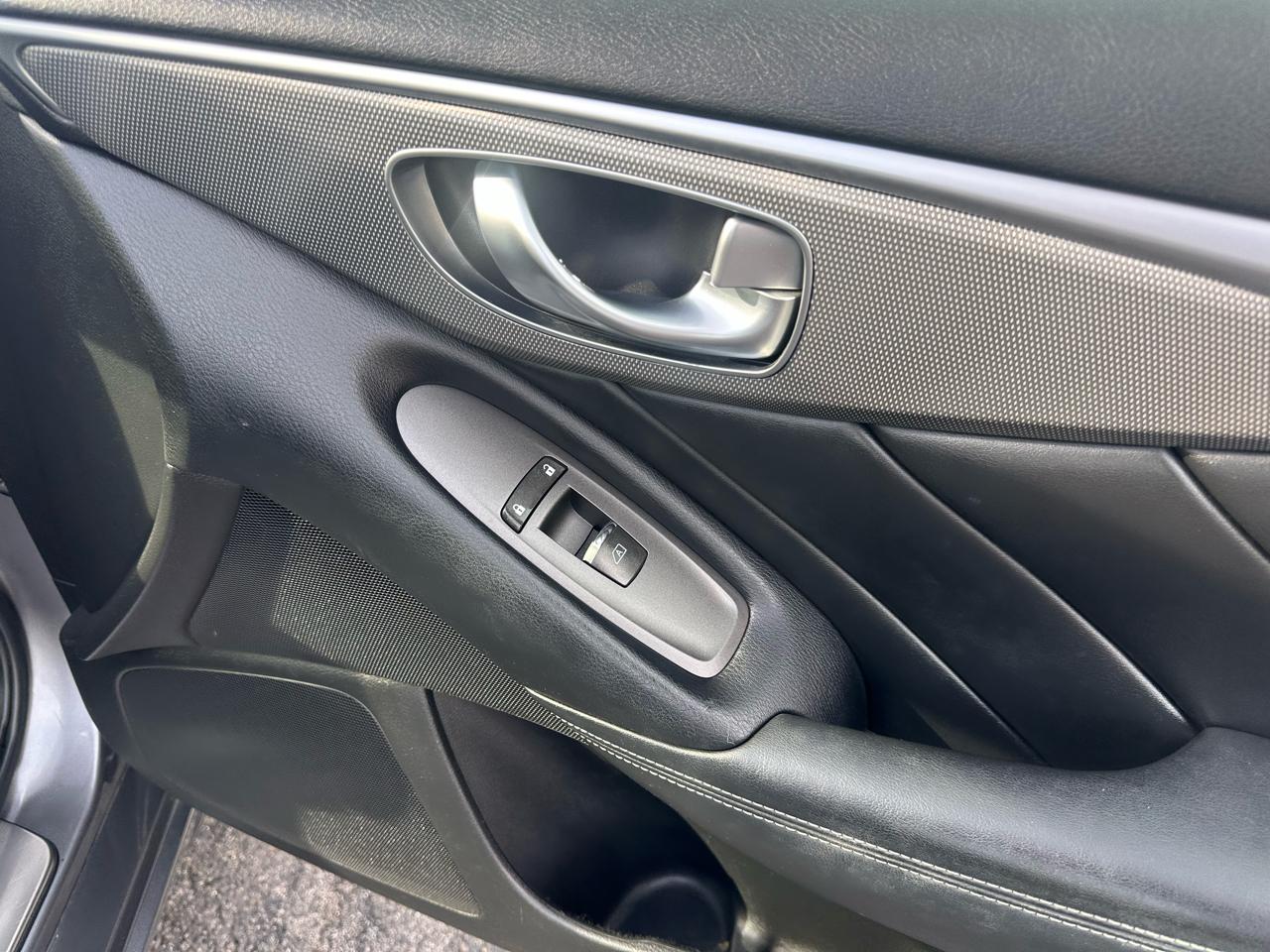 Infiniti Q50 4dr Sdn RWD 2014