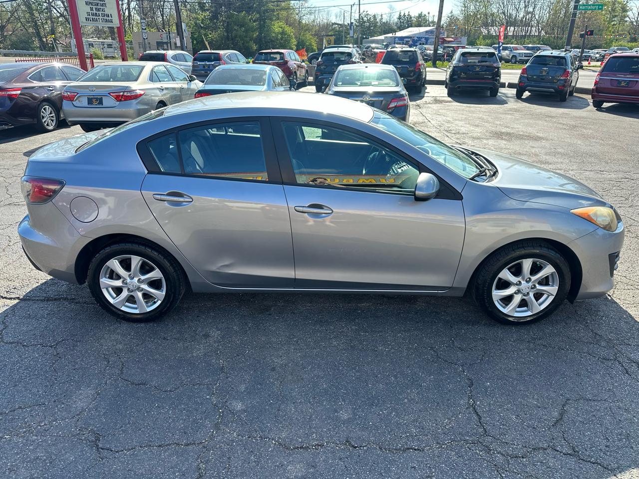 Mazda MAZDA3 4dr Sdn Auto i Touring 2010