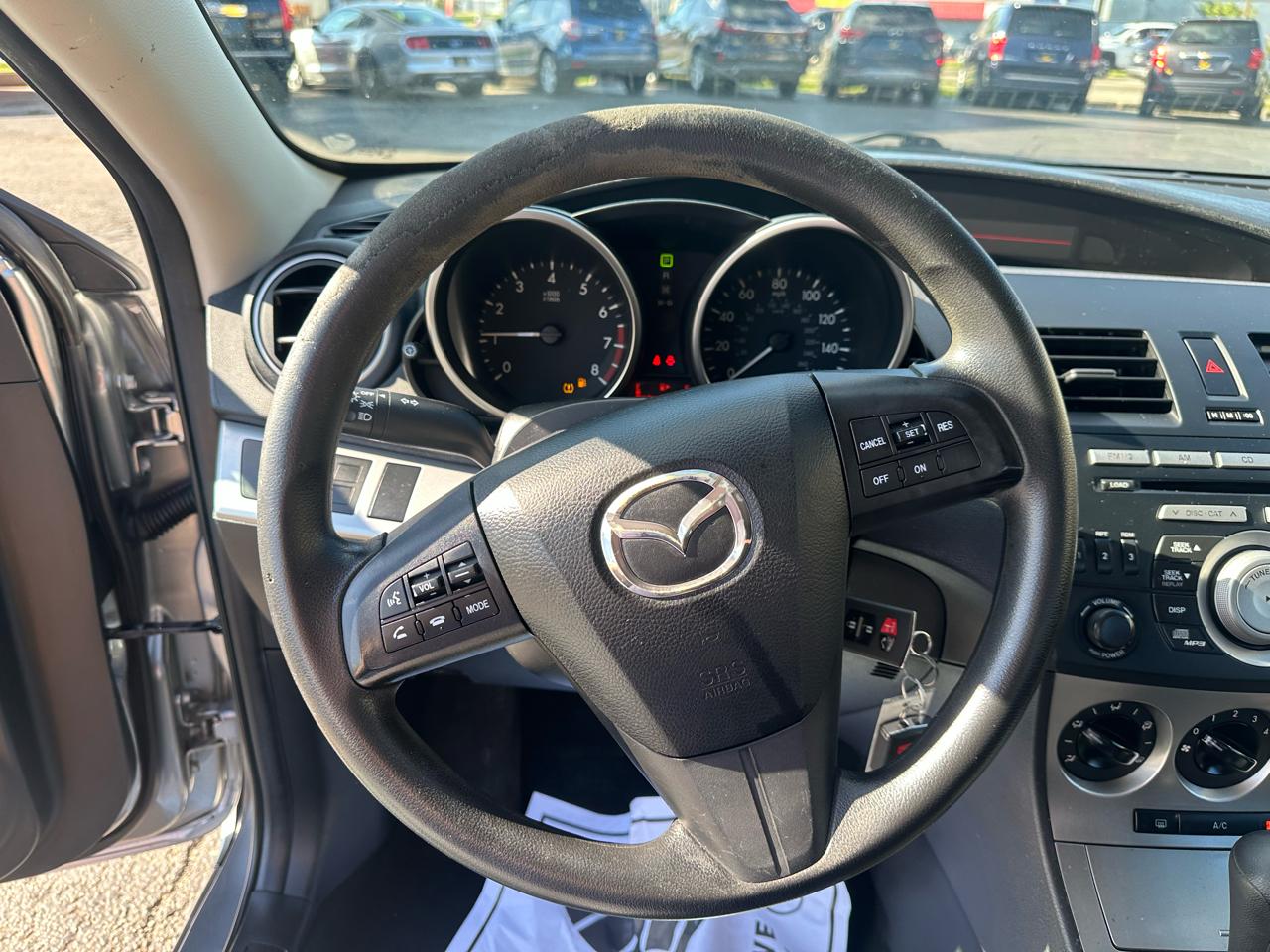 Mazda MAZDA3 4dr Sdn Auto i Touring 2010