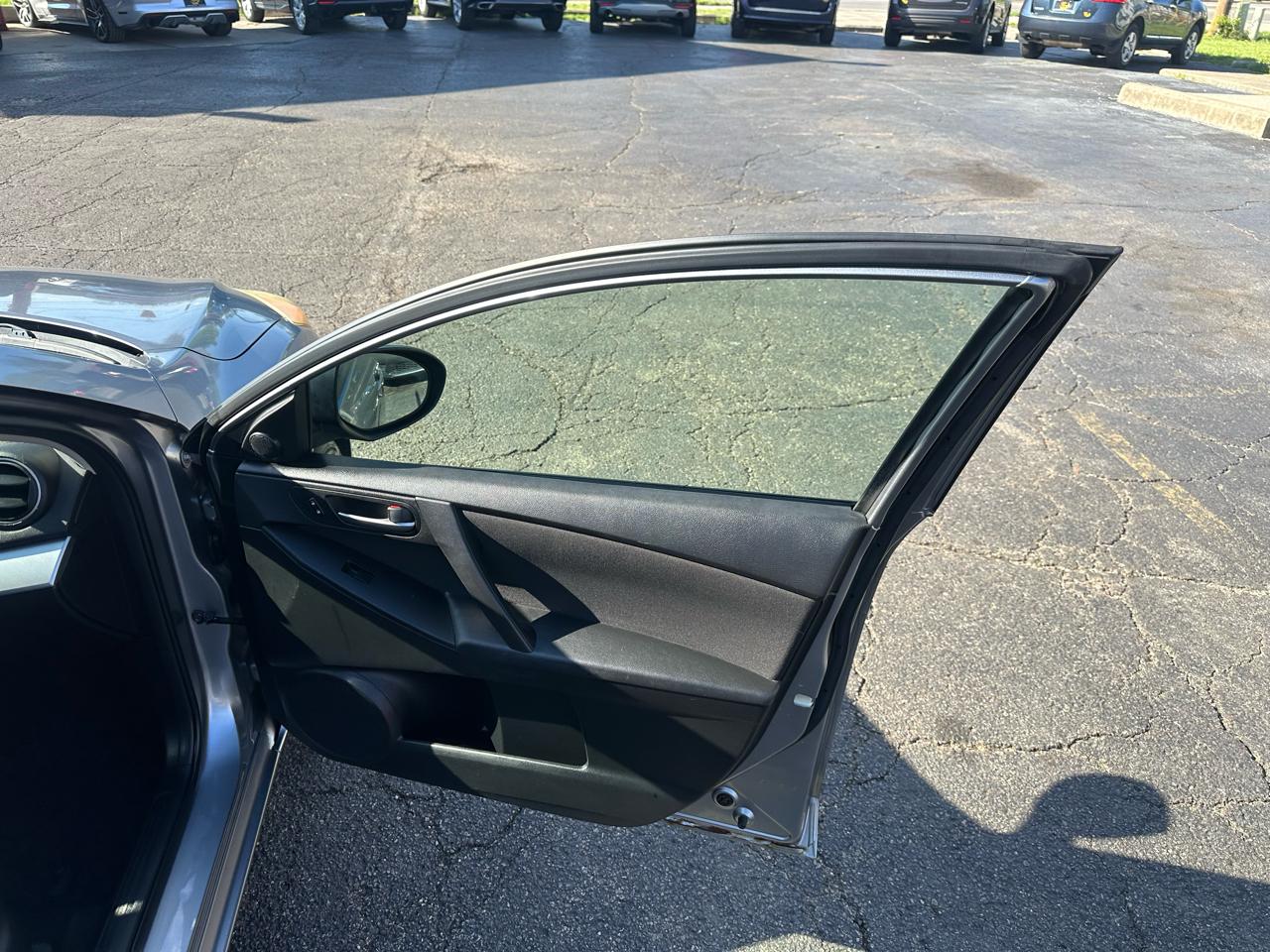 Mazda MAZDA3 4dr Sdn Auto i Touring 2010