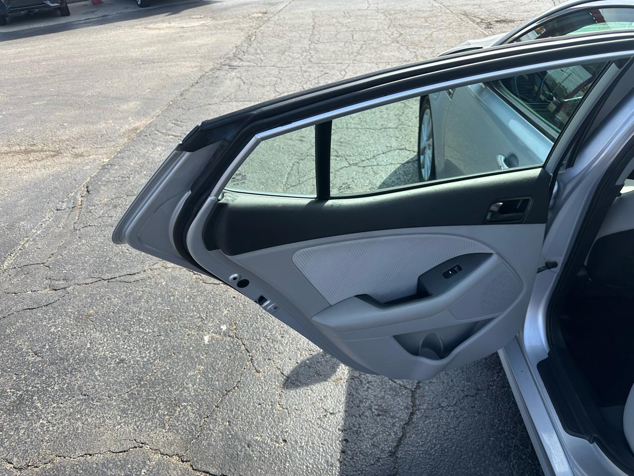 Kia Optima 4dr Sdn LX 2014