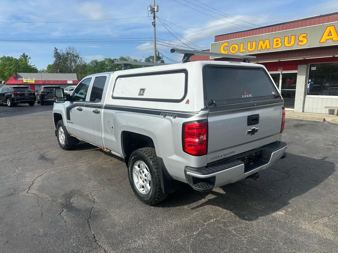 Chevrolet Silverado 1500 4WD Double Cab 143.5" Custom 2017
