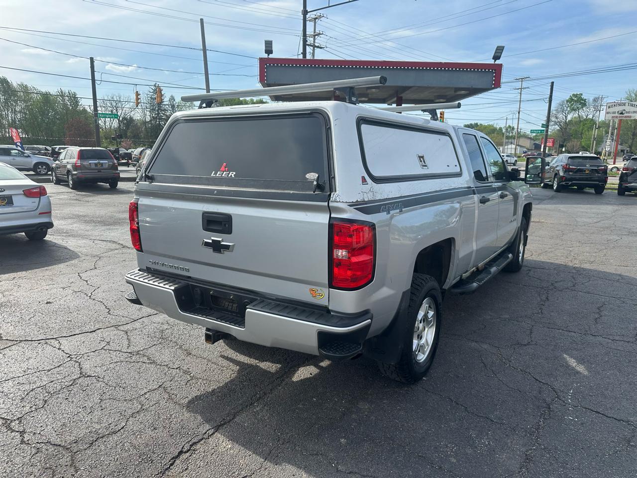 Chevrolet Silverado 1500 4WD Double Cab 143.5" Custom 2017