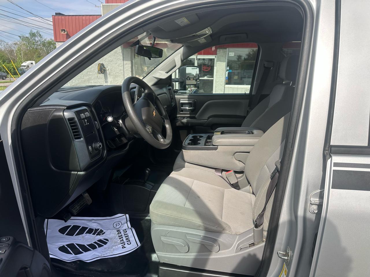 Chevrolet Silverado 1500 4WD Double Cab 143.5" Custom 2017