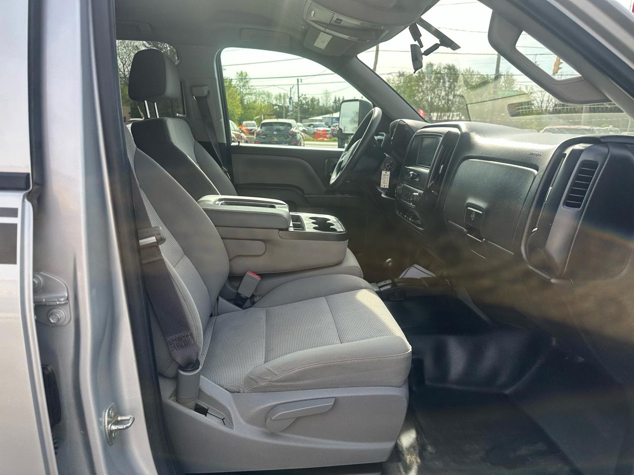 Chevrolet Silverado 1500 4WD Double Cab 143.5" Custom 2017