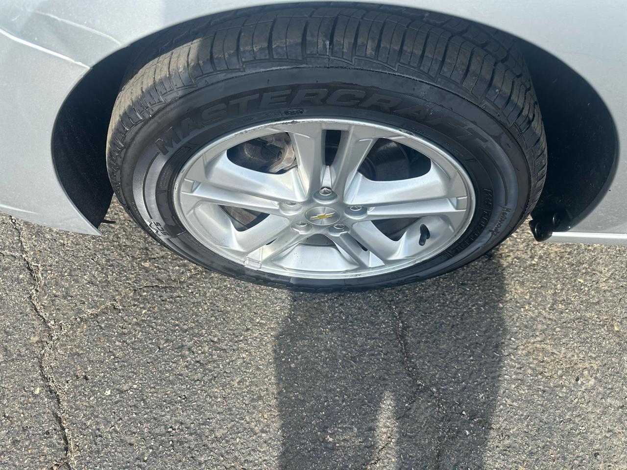 Chevrolet Cruze 4dr Sdn 1.4L LT w/1SD 2017