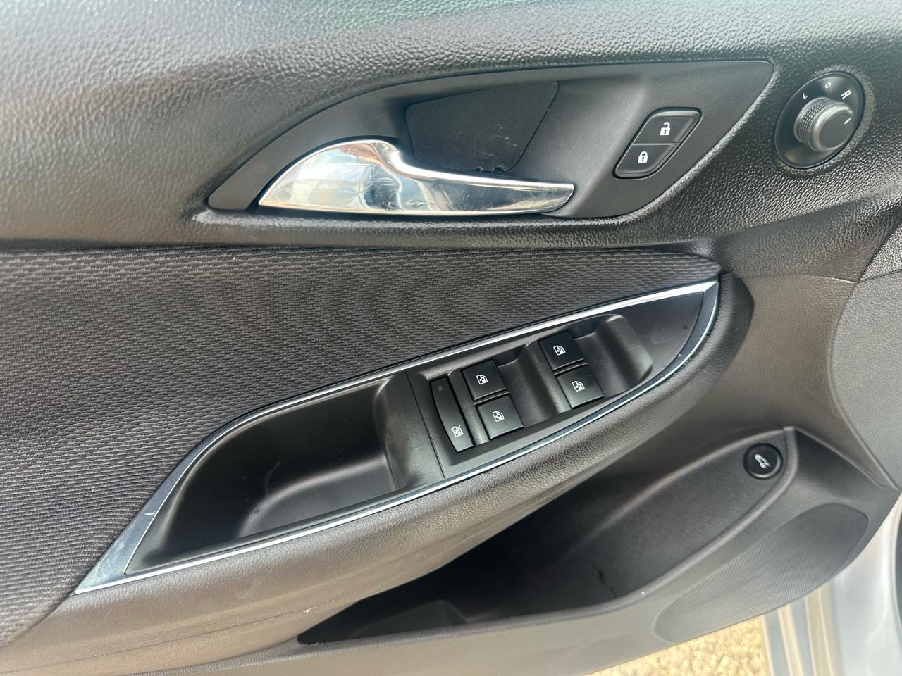 Chevrolet Cruze 4dr Sdn 1.4L LT w/1SD 2017