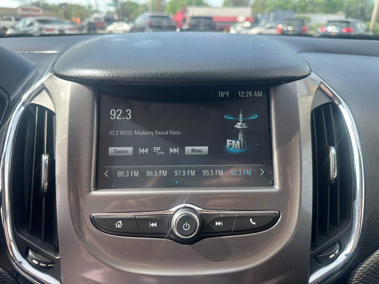 Chevrolet Cruze 4dr Sdn 1.4L LT w/1SD 2017