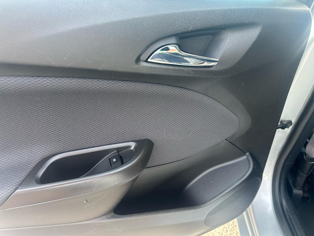 Chevrolet Cruze 4dr Sdn 1.4L LT w/1SD 2017