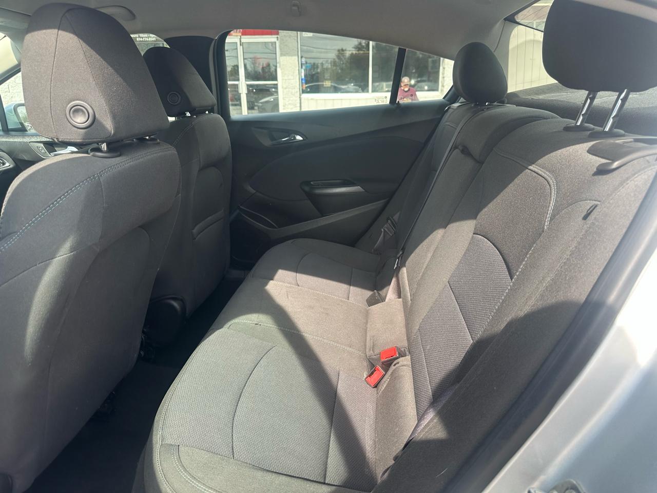 Chevrolet Cruze 4dr Sdn 1.4L LT w/1SD 2017