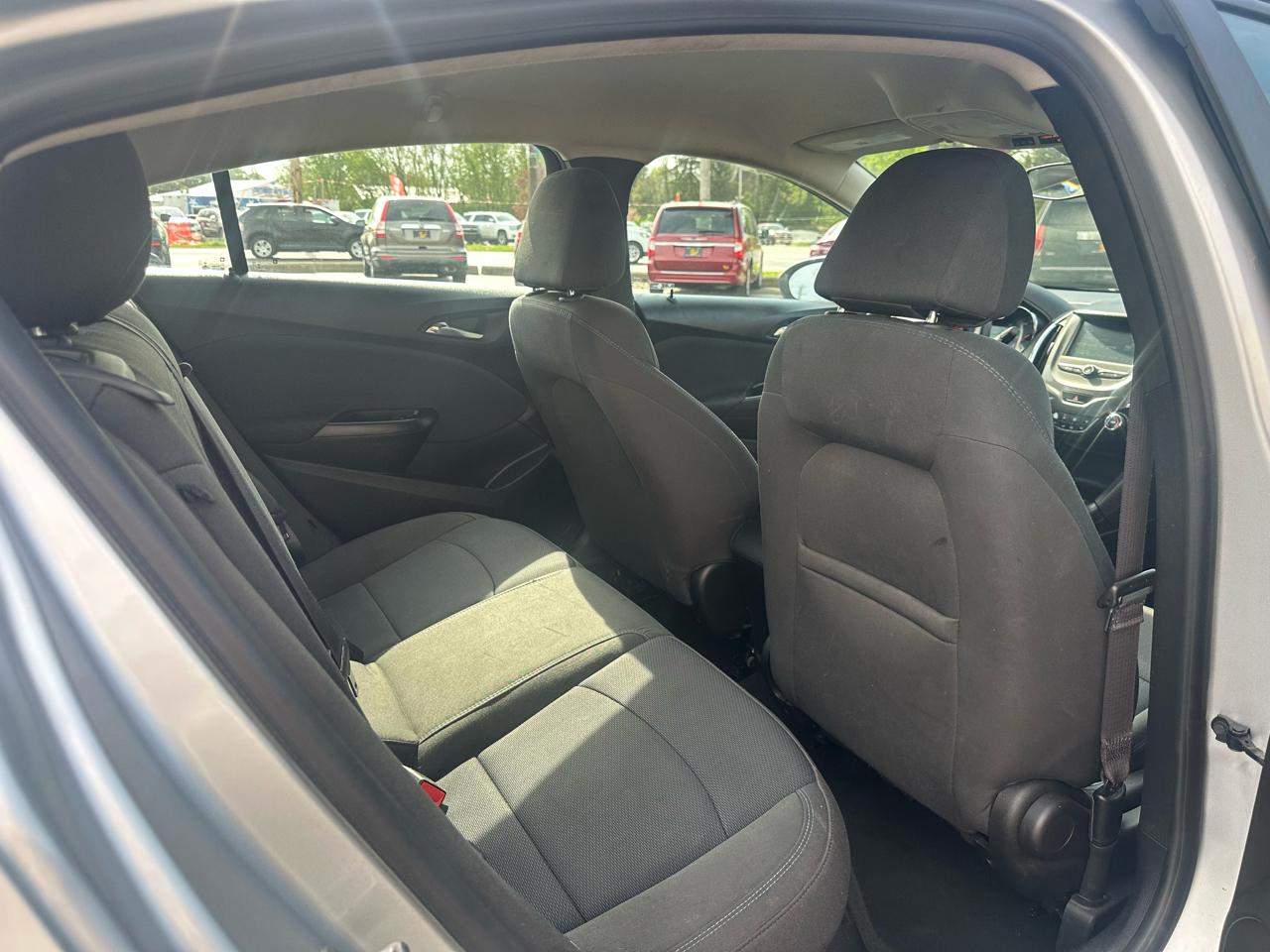 Chevrolet Cruze 4dr Sdn 1.4L LT w/1SD 2017