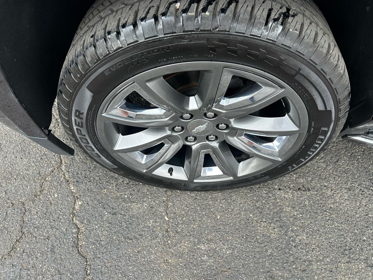 Chevrolet Tahoe 4WD 4dr Premier 2018