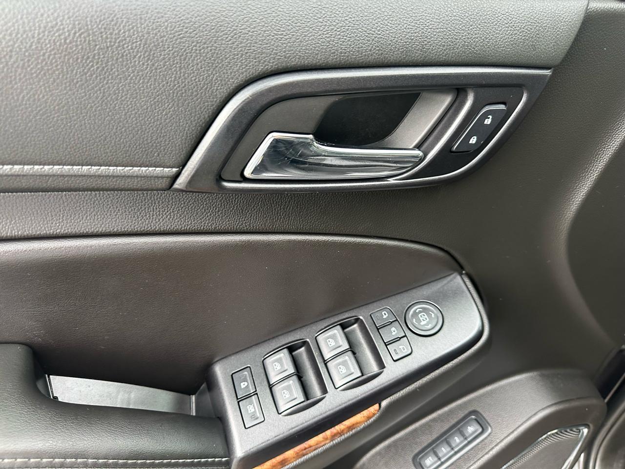 Chevrolet Tahoe 4WD 4dr Premier 2018