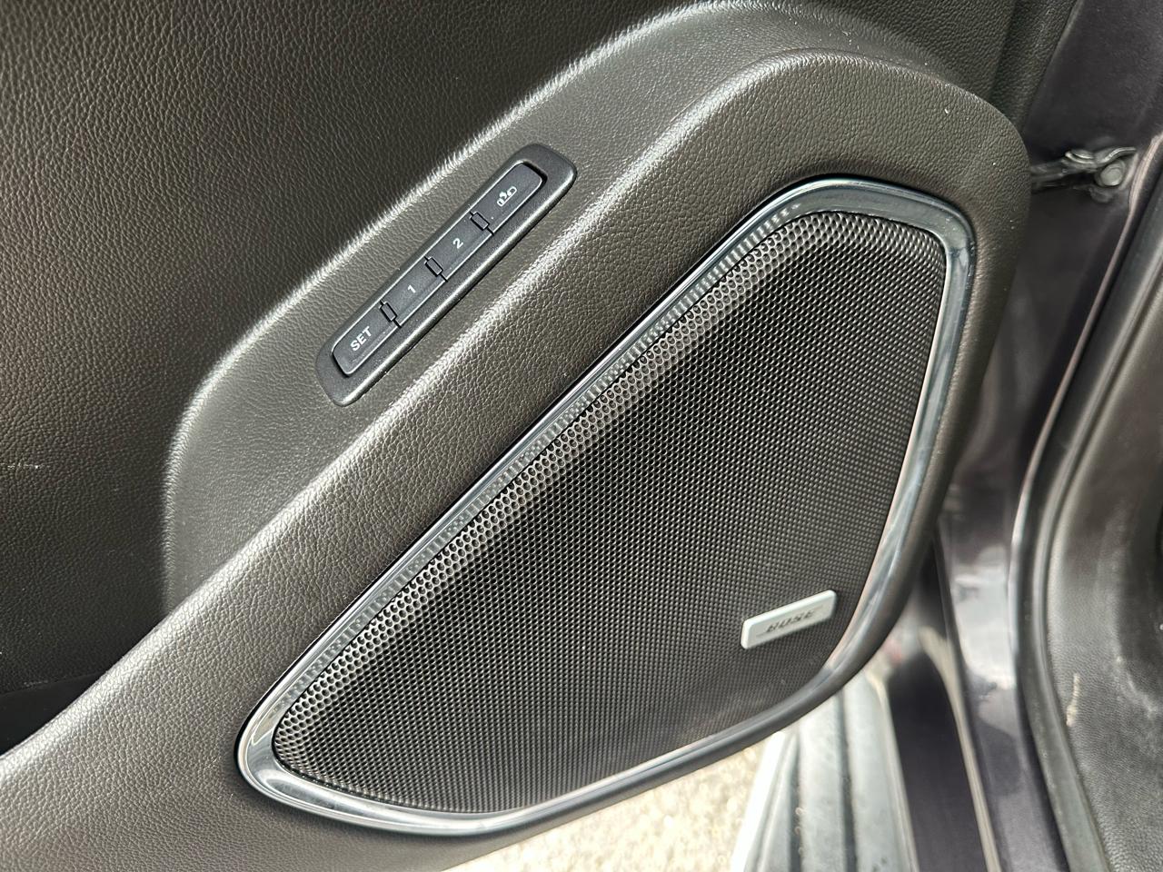 Chevrolet Tahoe 4WD 4dr Premier 2018