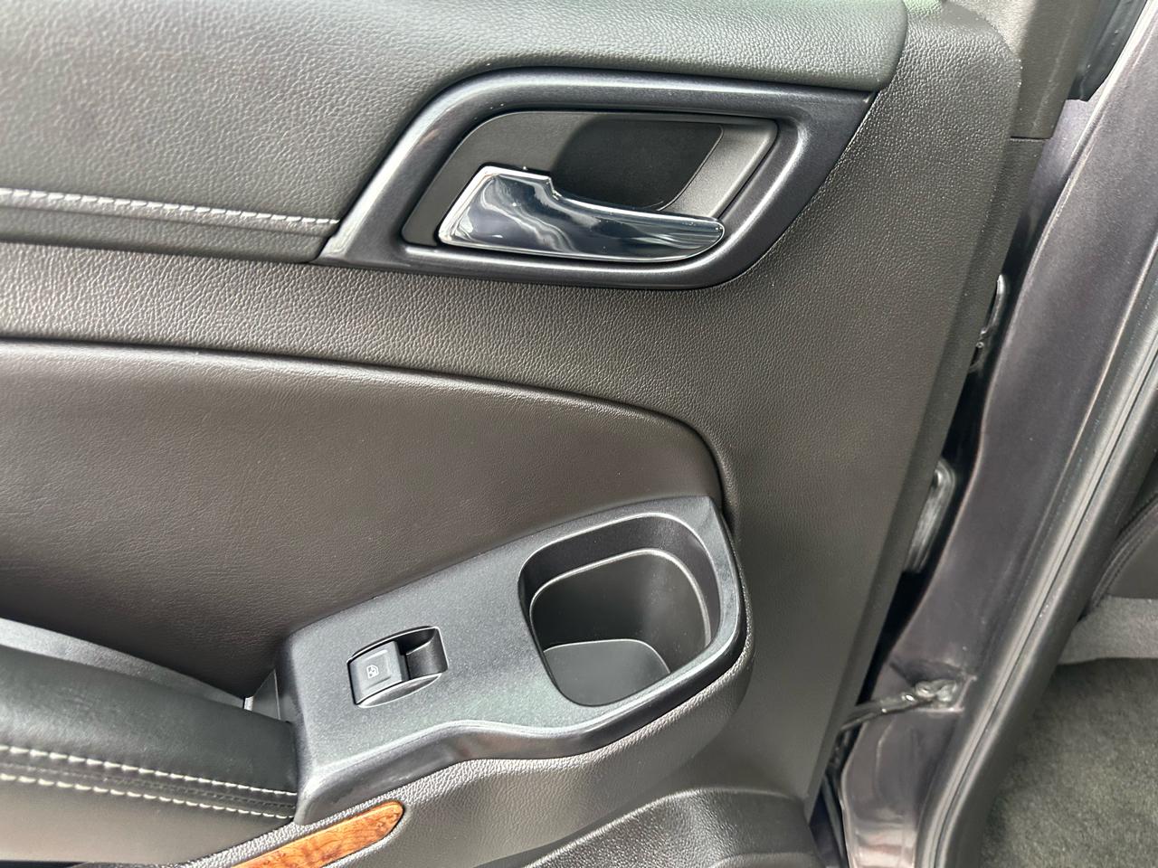 Chevrolet Tahoe 4WD 4dr Premier 2018