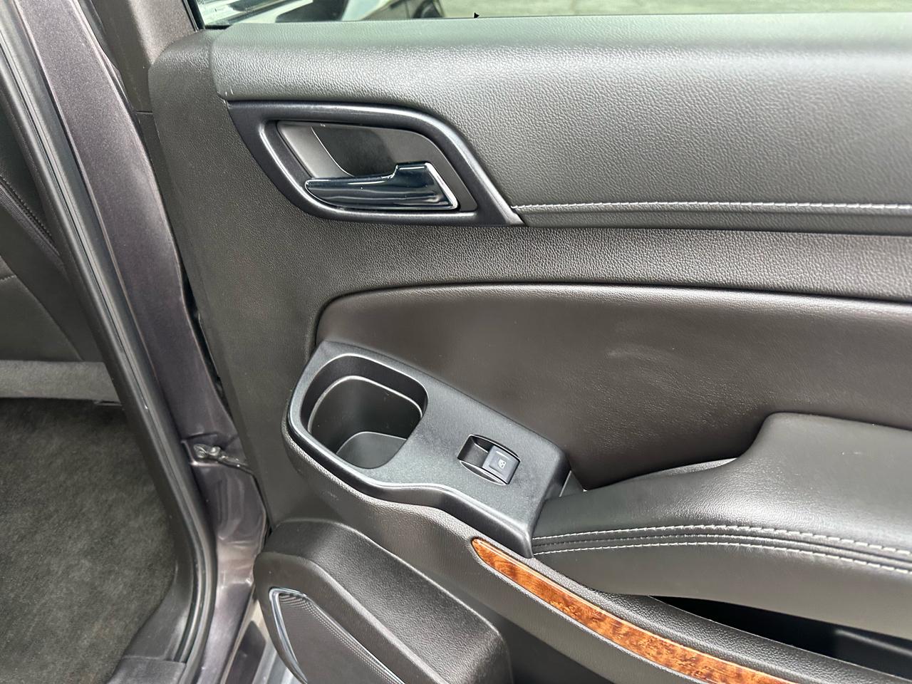 Chevrolet Tahoe 4WD 4dr Premier 2018