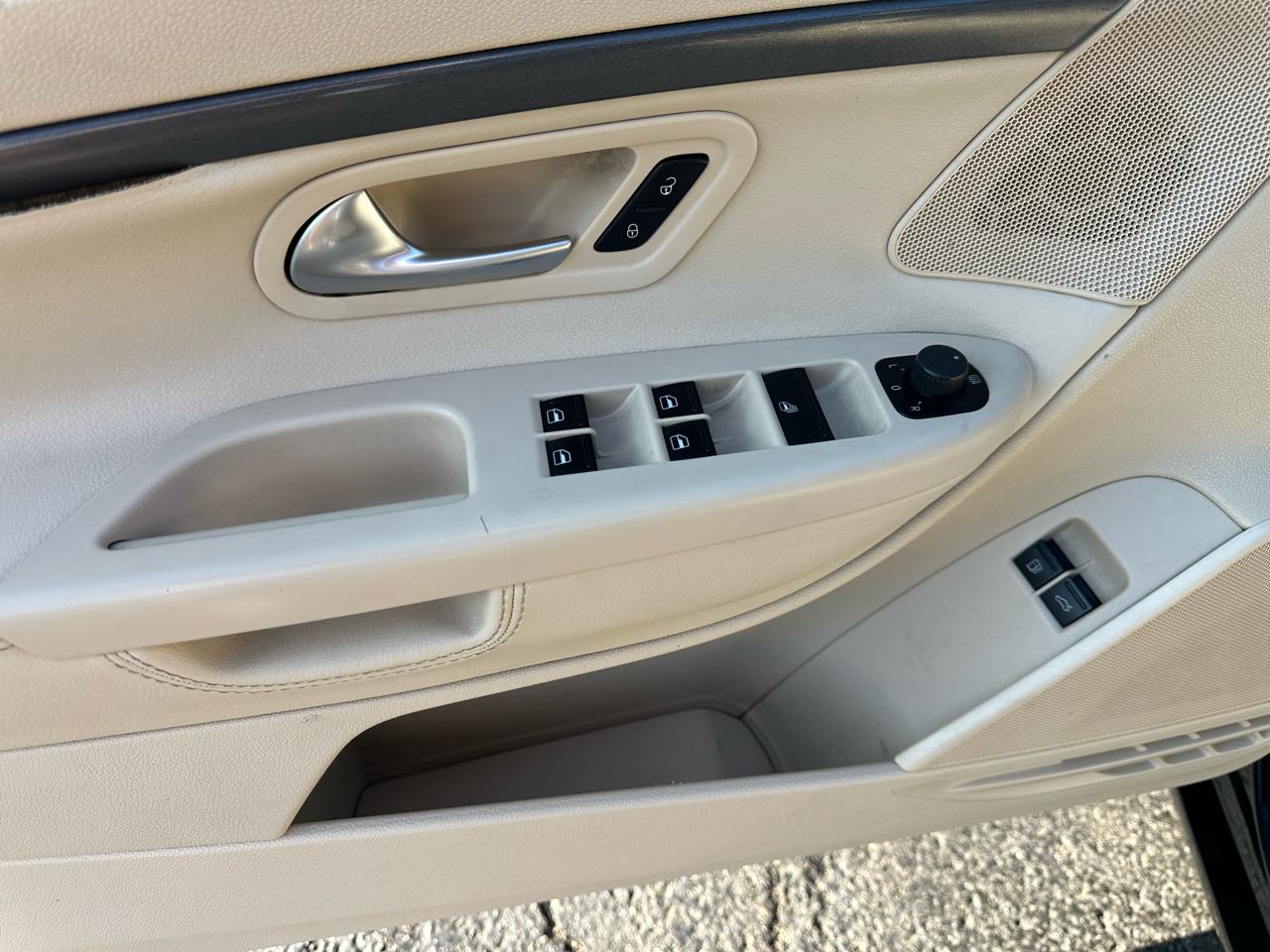 Volkswagen Eos 2dr Conv DSG Komfort 2008