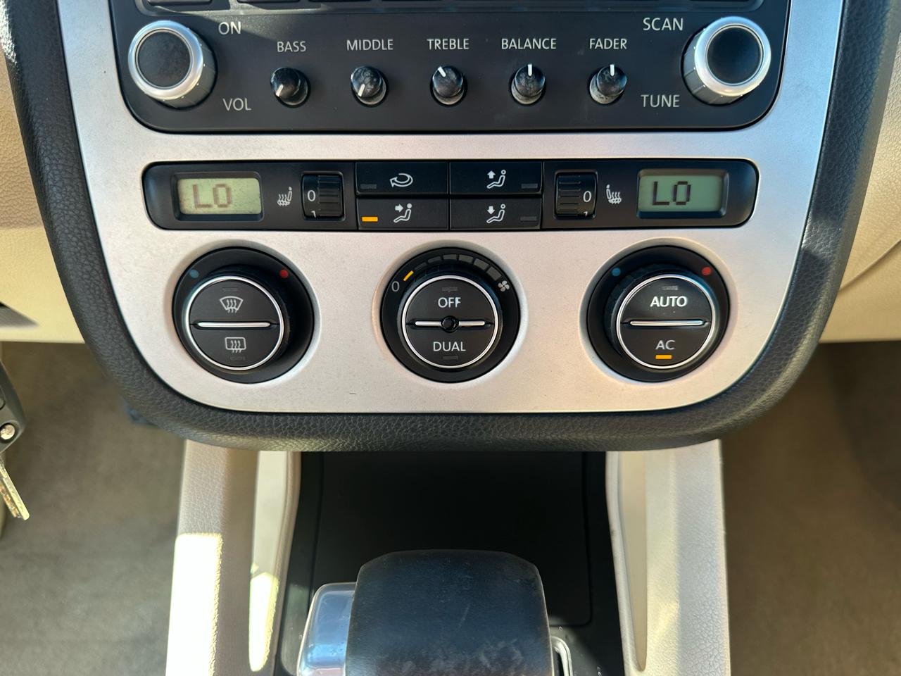 Volkswagen Eos 2dr Conv DSG Komfort 2008