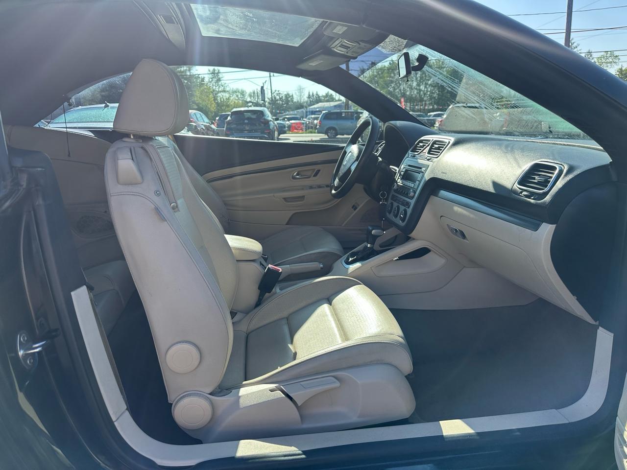 Volkswagen Eos 2dr Conv DSG Komfort 2008