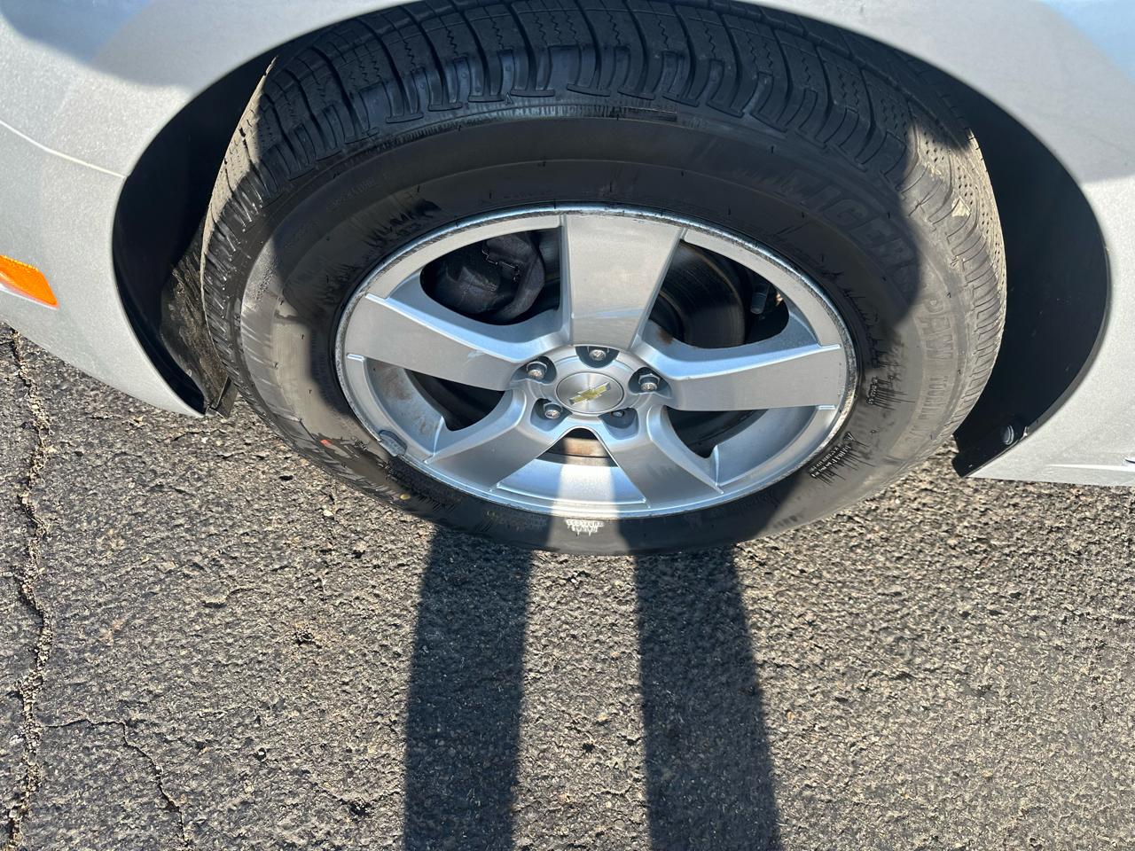 Chevrolet Cruze Limited 4dr Sdn Auto LT w/1LT 2016