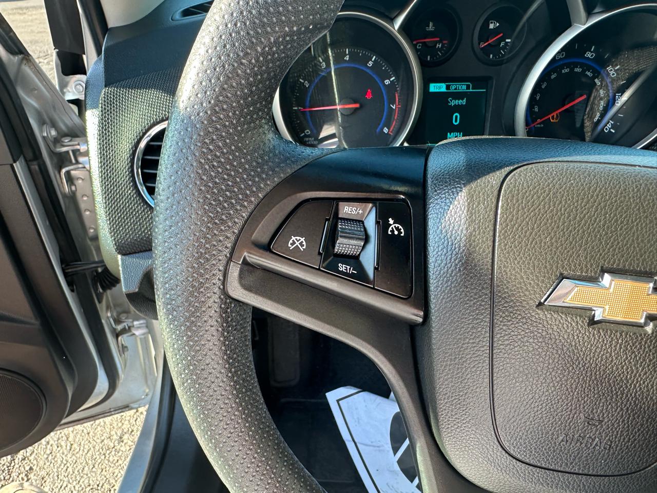 Chevrolet Cruze Limited 4dr Sdn Auto LT w/1LT 2016