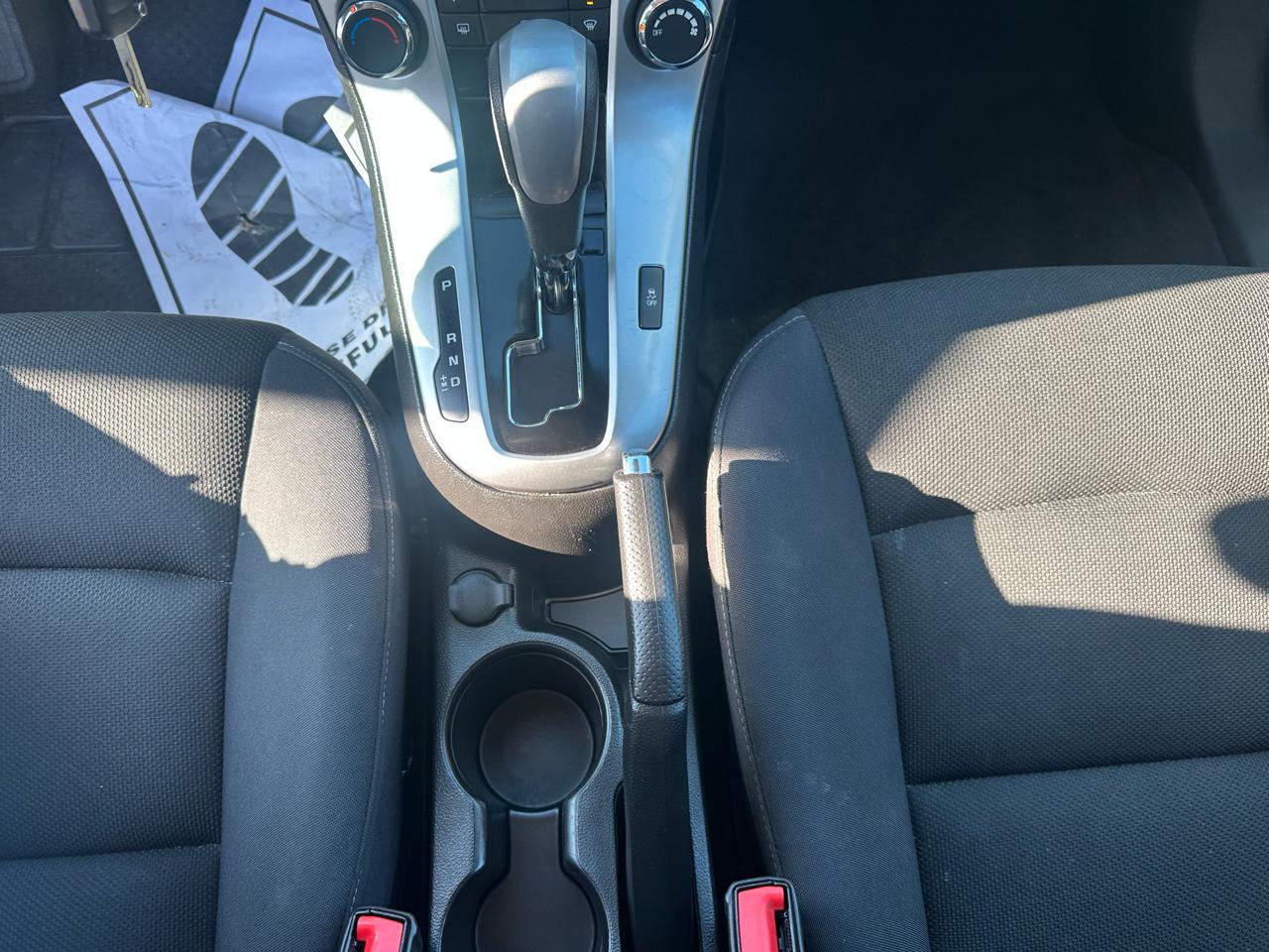 Chevrolet Cruze Limited 4dr Sdn Auto LT w/1LT 2016