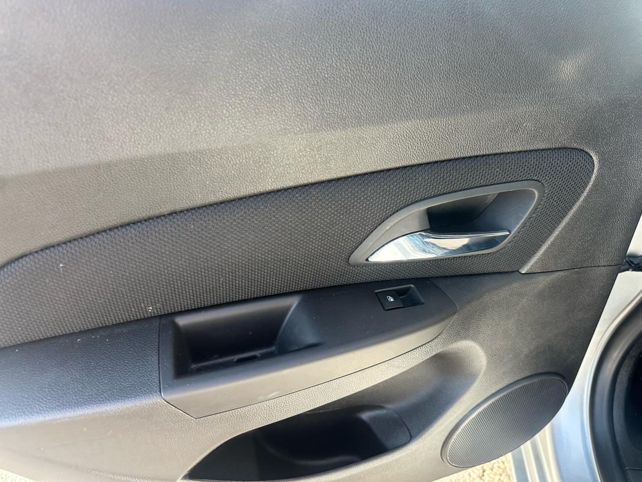 Chevrolet Cruze Limited 4dr Sdn Auto LT w/1LT 2016