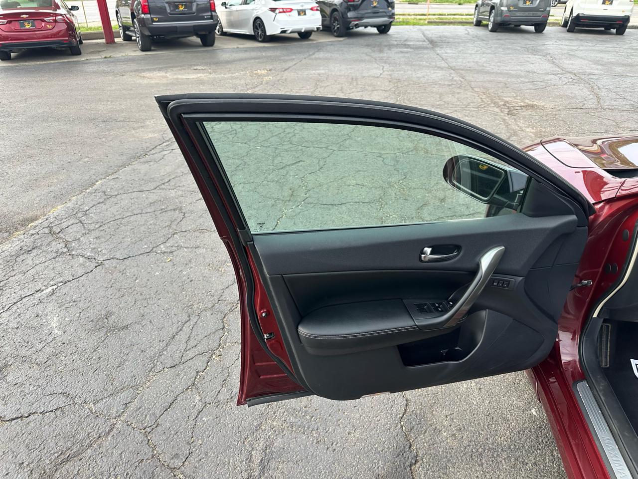 Nissan Maxima 4dr Sdn 3.5 SV w/Sport Pkg 2013