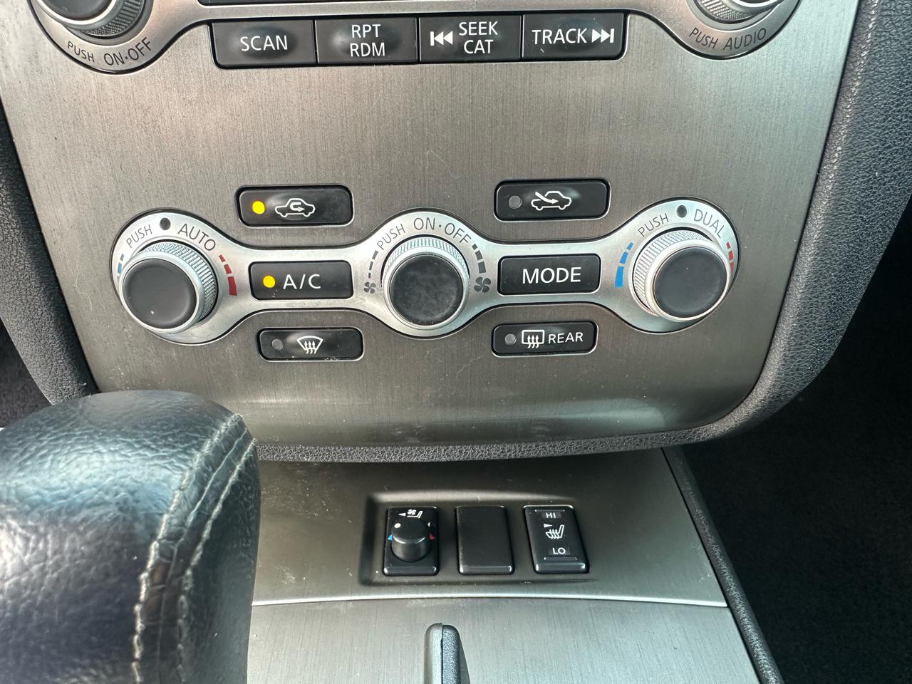 Nissan Maxima 4dr Sdn 3.5 SV w/Sport Pkg 2013