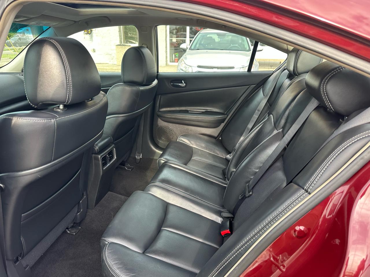 Nissan Maxima 4dr Sdn 3.5 SV w/Sport Pkg 2013