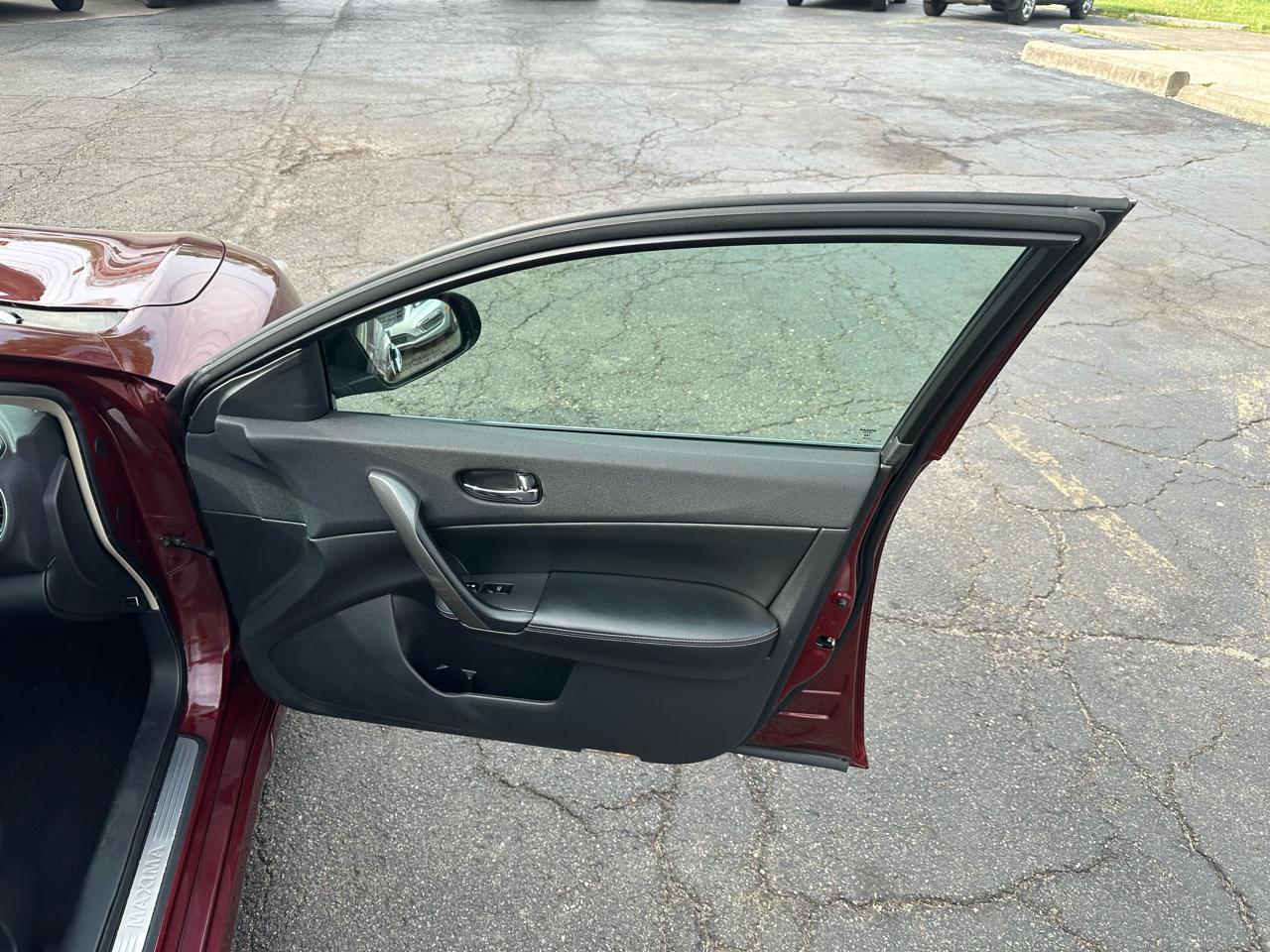 Nissan Maxima 4dr Sdn 3.5 SV w/Sport Pkg 2013