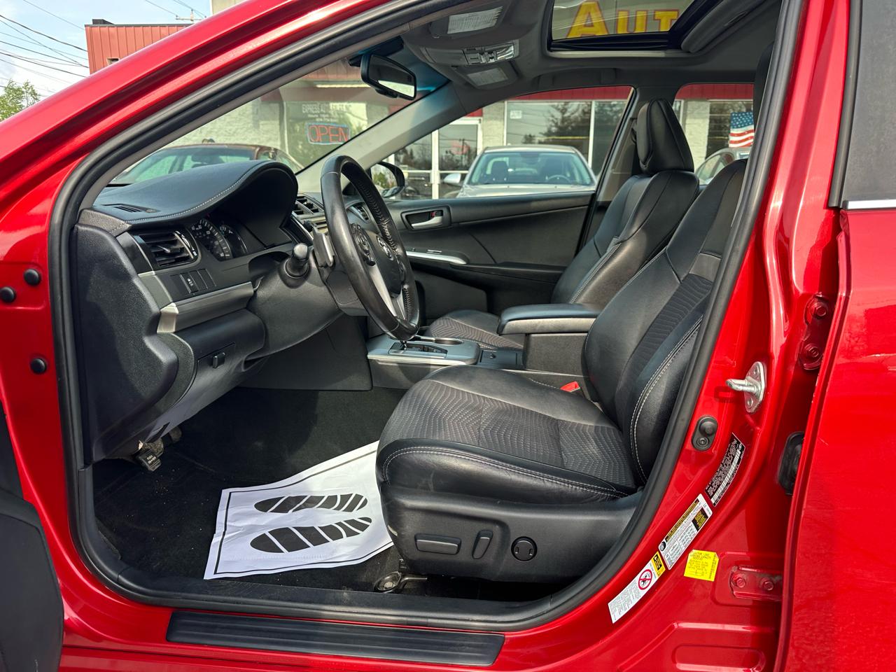 Toyota Camry 4dr Sdn I4 Auto SE Sport Limited Edition (Natl) 2012