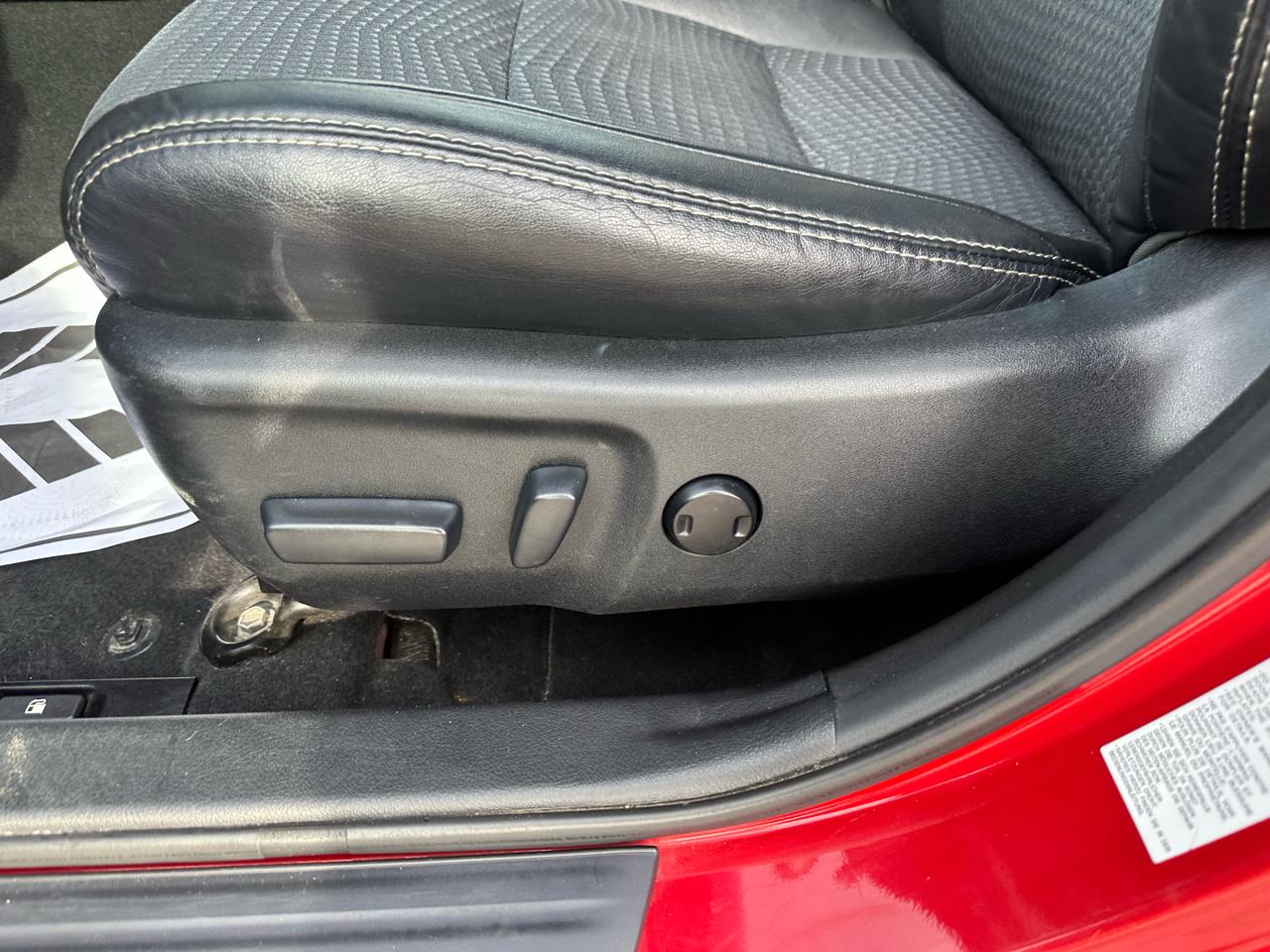 Toyota Camry 4dr Sdn I4 Auto SE Sport Limited Edition (Natl) 2012