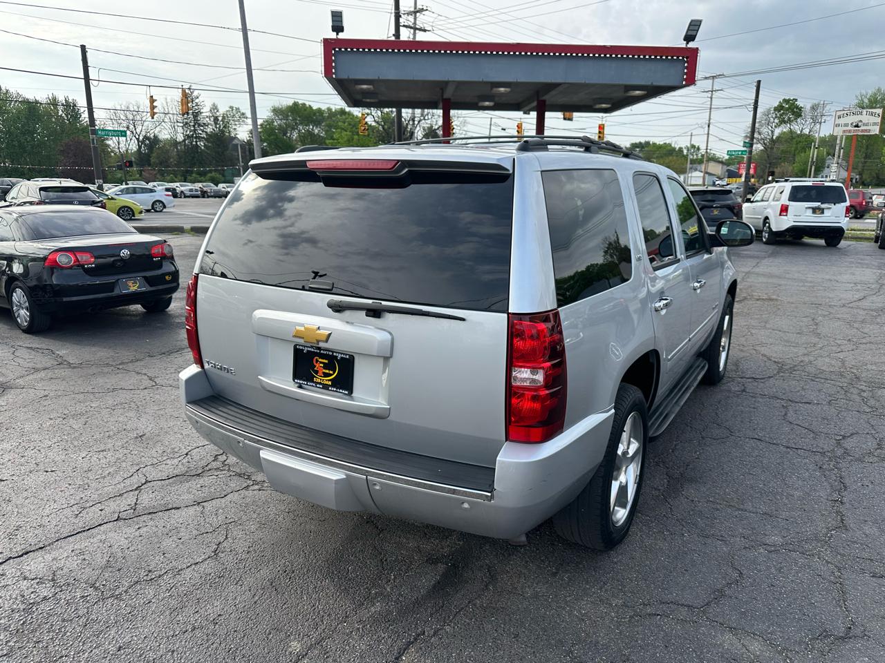 Chevrolet Tahoe 4WD 4dr 1500 LTZ 2013