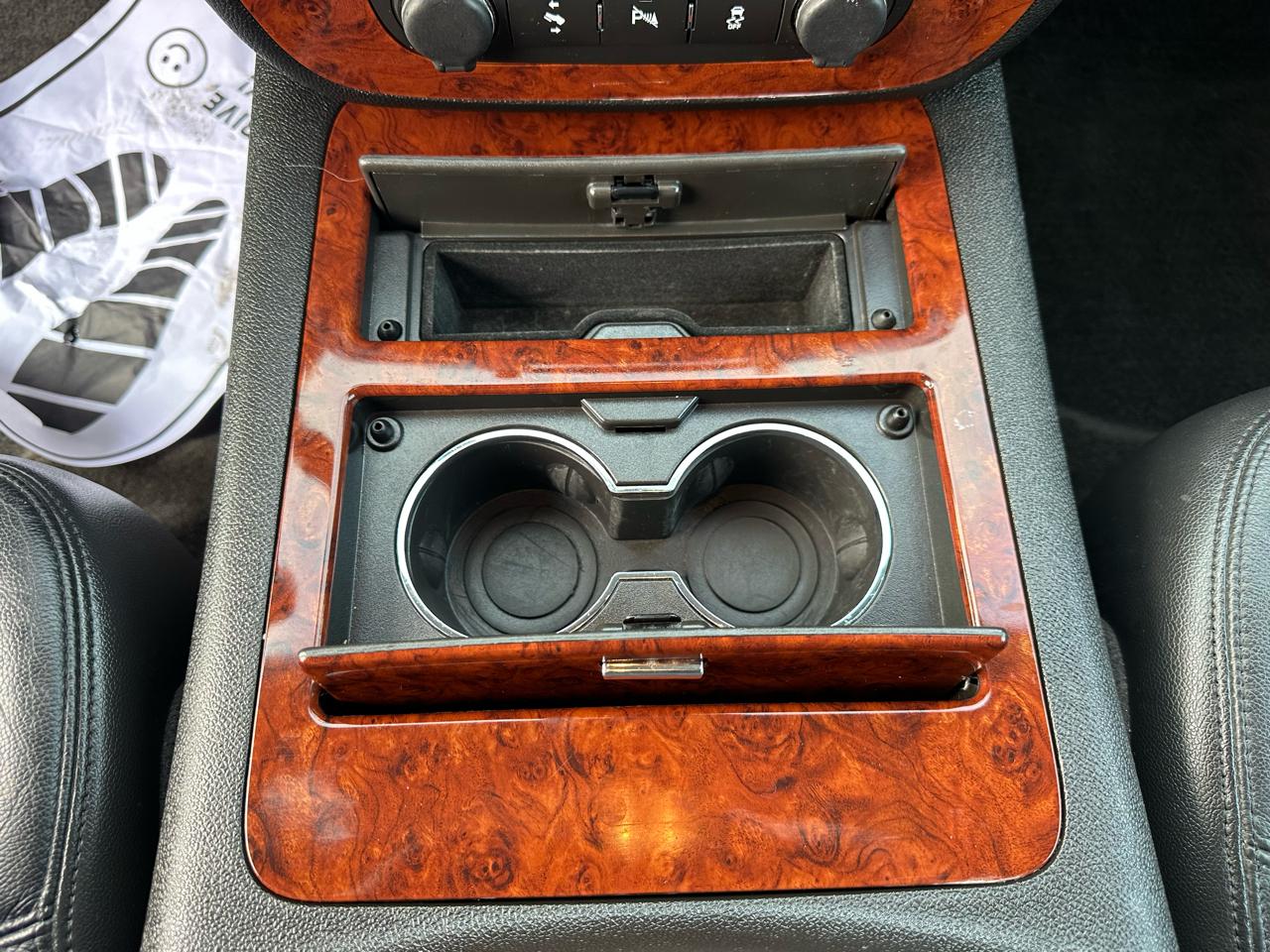 Chevrolet Tahoe 4WD 4dr 1500 LTZ 2013