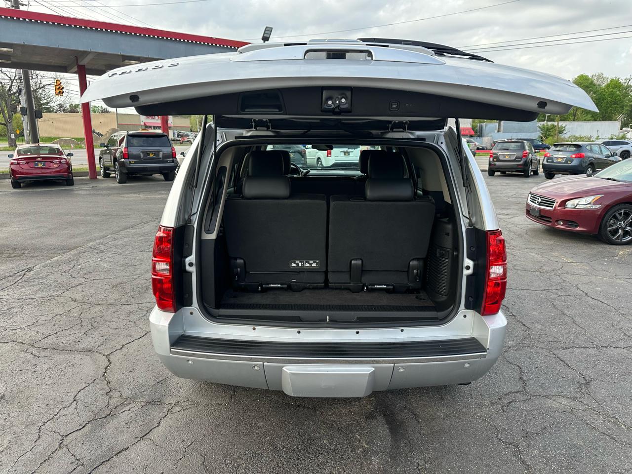 Chevrolet Tahoe 4WD 4dr 1500 LTZ 2013