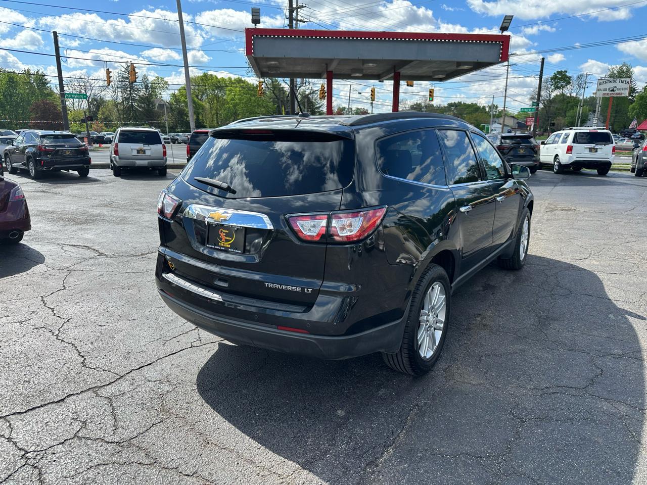 Chevrolet Traverse AWD 4dr LT w/1LT 2015