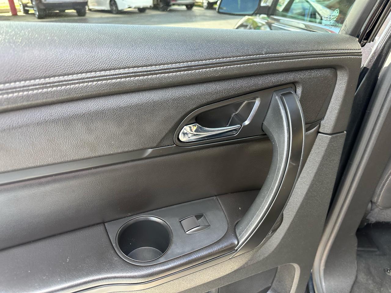 Chevrolet Traverse AWD 4dr LT w/1LT 2015