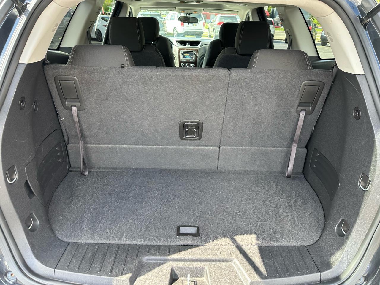 Chevrolet Traverse AWD 4dr LT w/1LT 2015