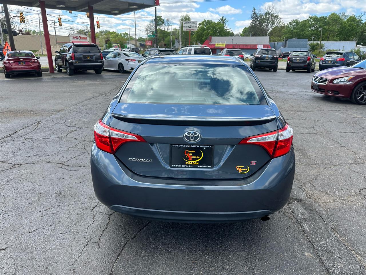 Toyota Corolla 4dr Sdn CVT LE Premium (Natl) 2015