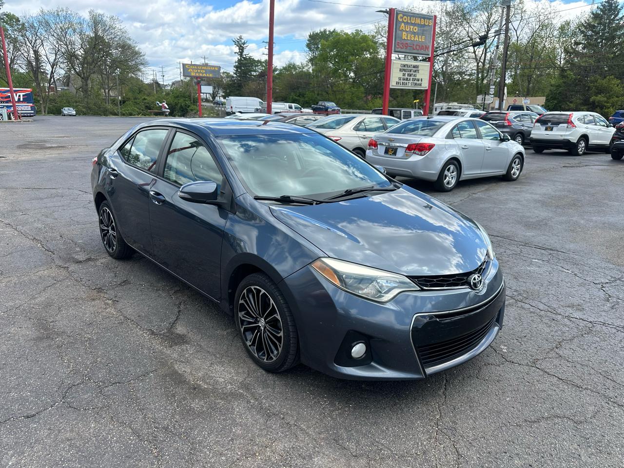 Toyota Corolla 4dr Sdn CVT LE Premium (Natl) 2015