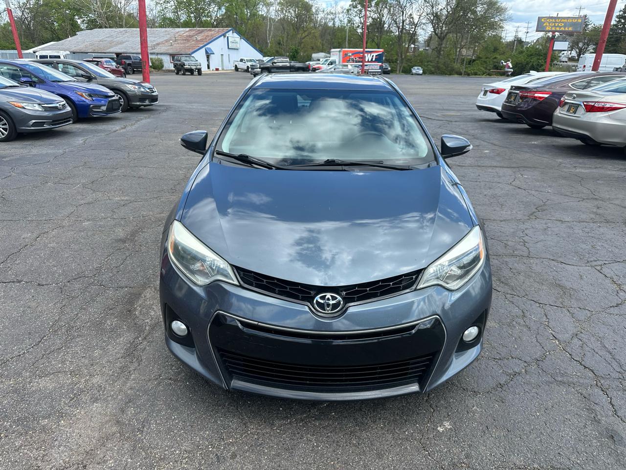 Toyota Corolla 4dr Sdn CVT LE Premium (Natl) 2015