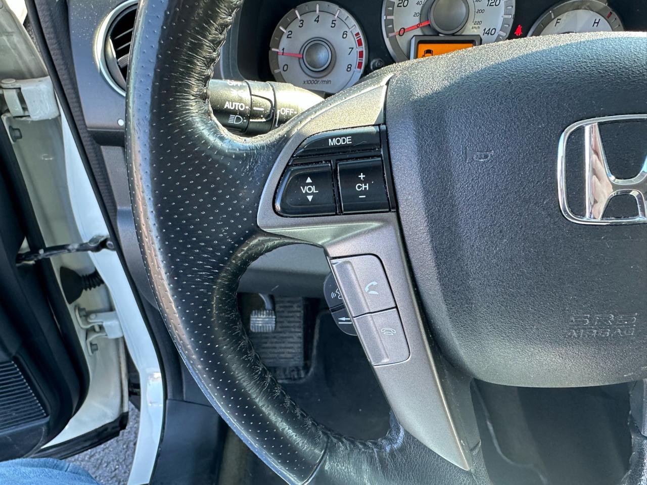 Honda Pilot 4WD 4dr Touring w/RES & Navi 2014