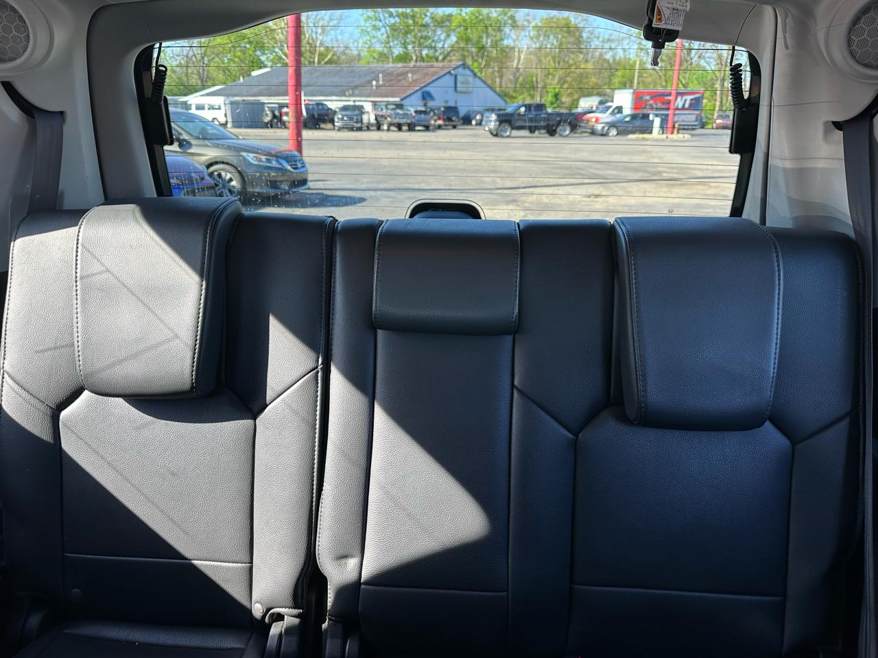 Honda Pilot 4WD 4dr Touring w/RES & Navi 2014