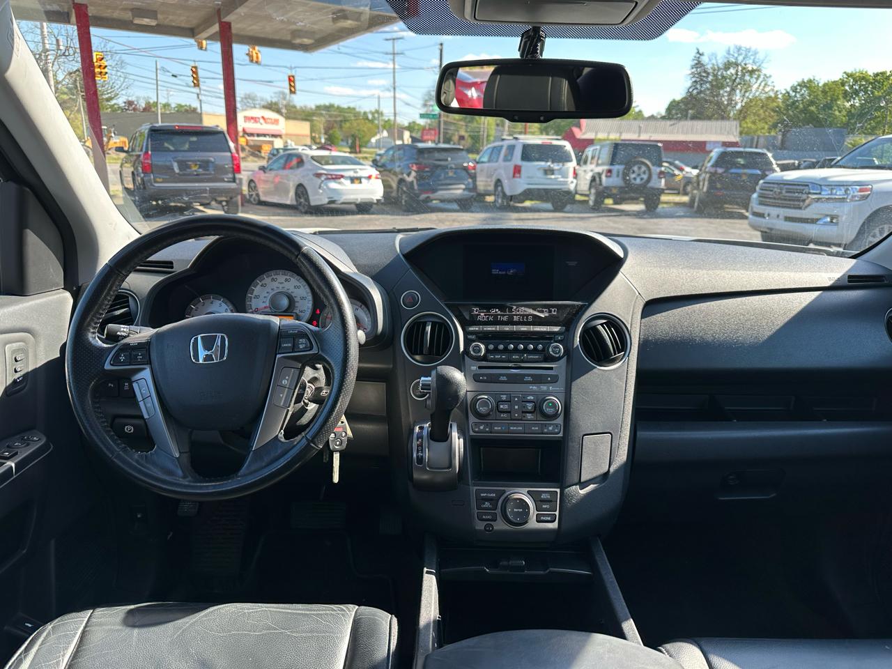 Honda Pilot 4WD 4dr Touring w/RES & Navi 2014