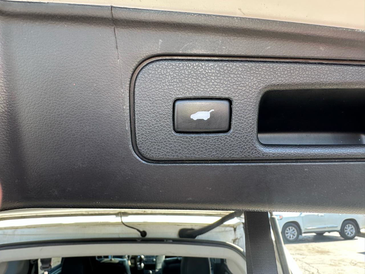 Honda Pilot 4WD 4dr Touring w/RES & Navi 2014