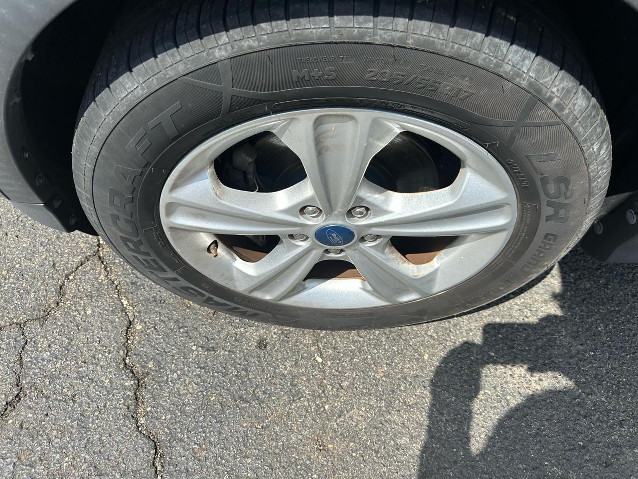 Ford Escape FWD 4dr SE 2014